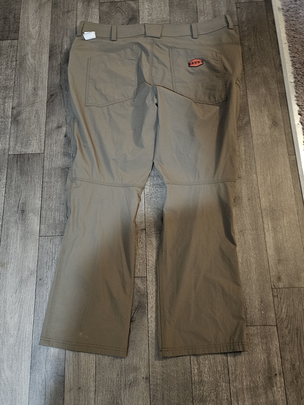 BRUNT Men's Cargo Pants in Olive/Taupe with Utility Pockets Size 40 X32 {Bx8} - Picture 6 of 9